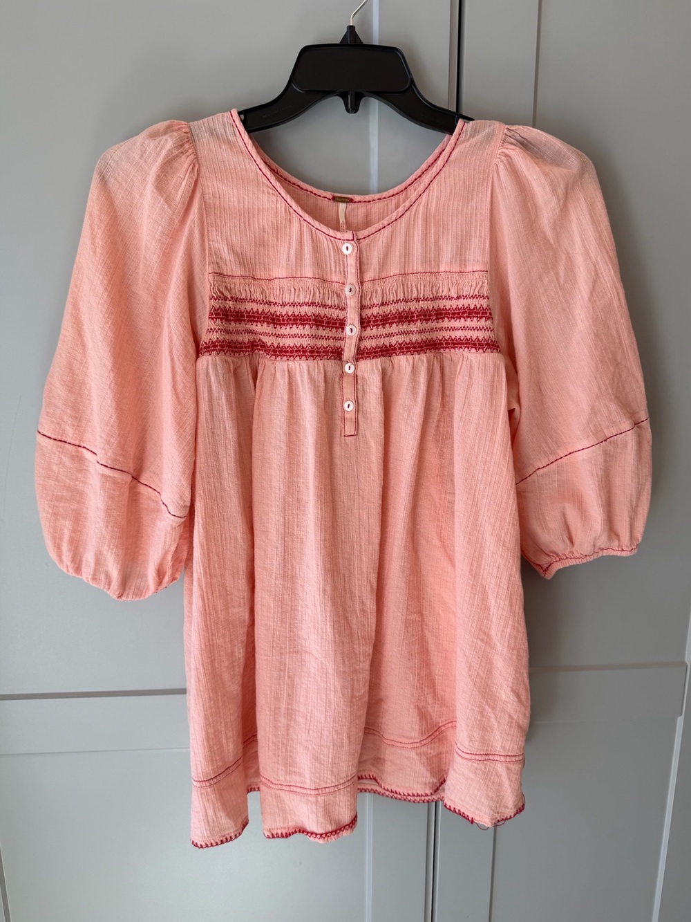 Free People Pink Embroidered Peasant Blouse Boho Puff Sleeve Top Size L